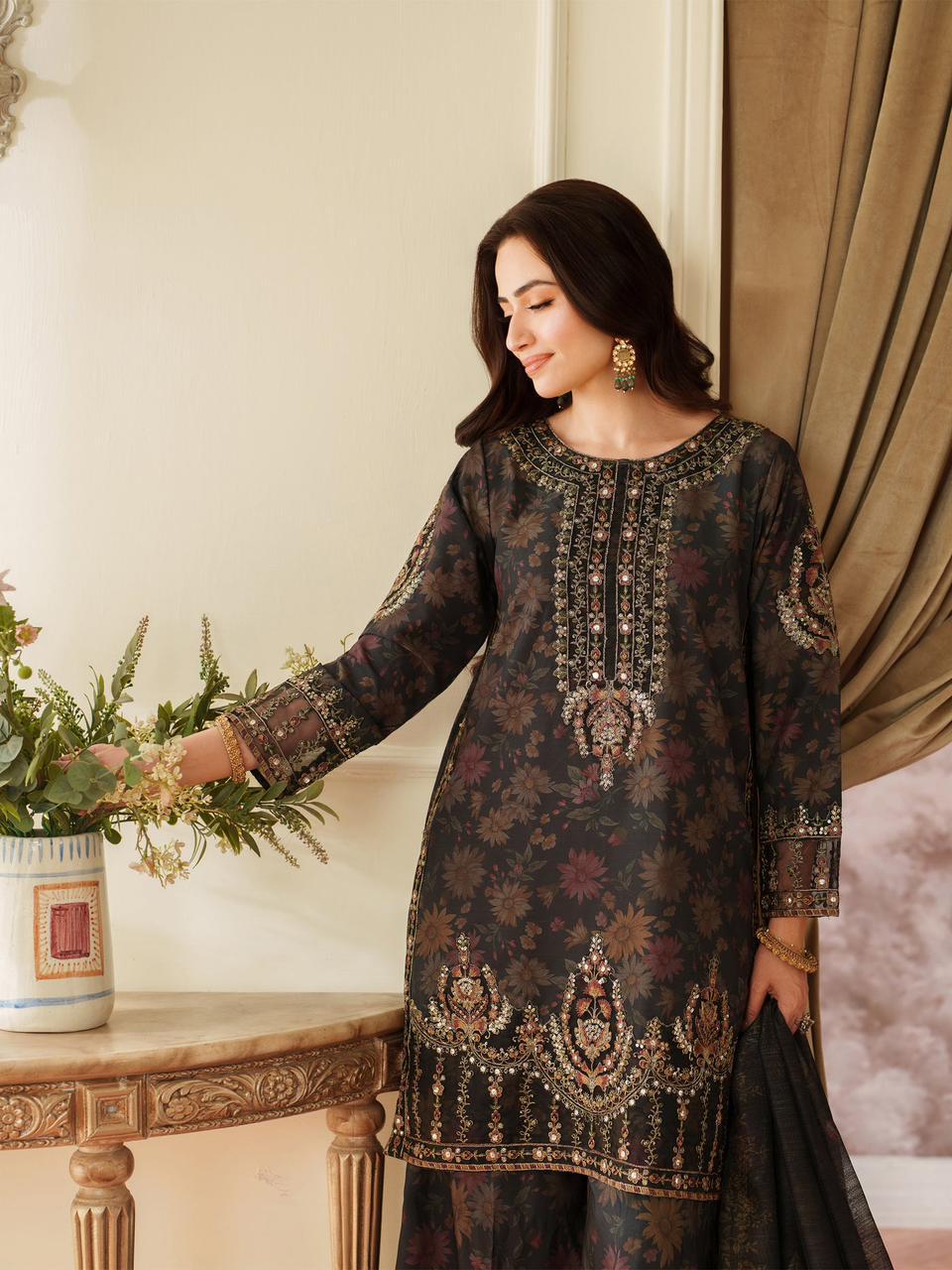 Lawn 3pc usntitched Printed Dress