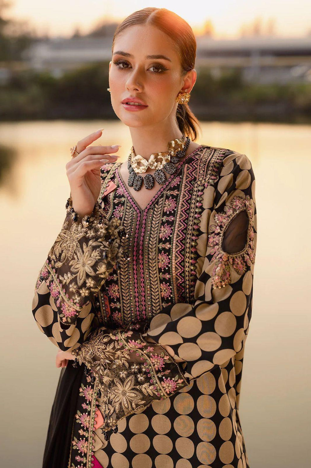 Lawn 3pc usntitched Printed Dress