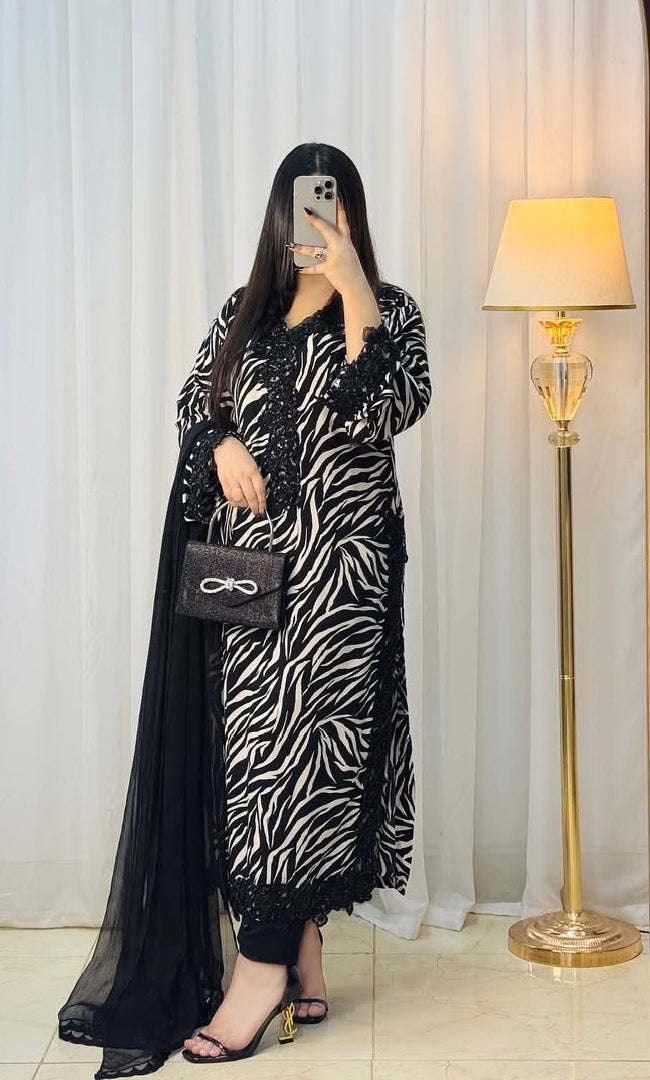 Lawn 3pc usntitched Printed Dress